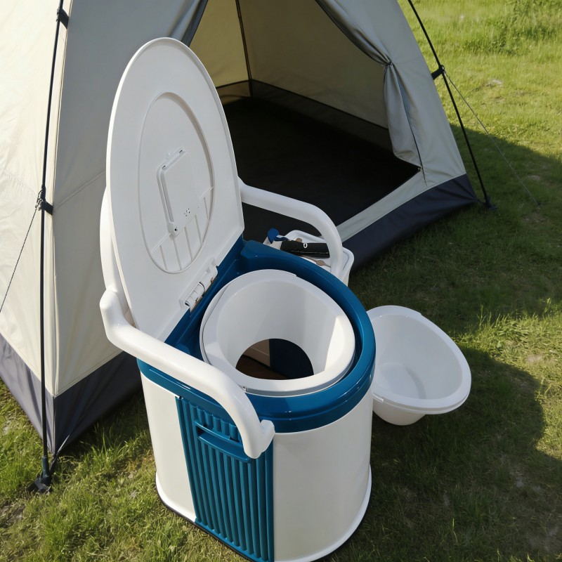 Portable Camping Toilet with Removable Inner Bucket — thumbnail 4