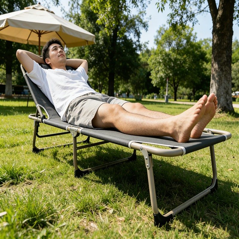 Folding Outdoor Lounge Chair with Adjustable Backrest — thumbnail 9